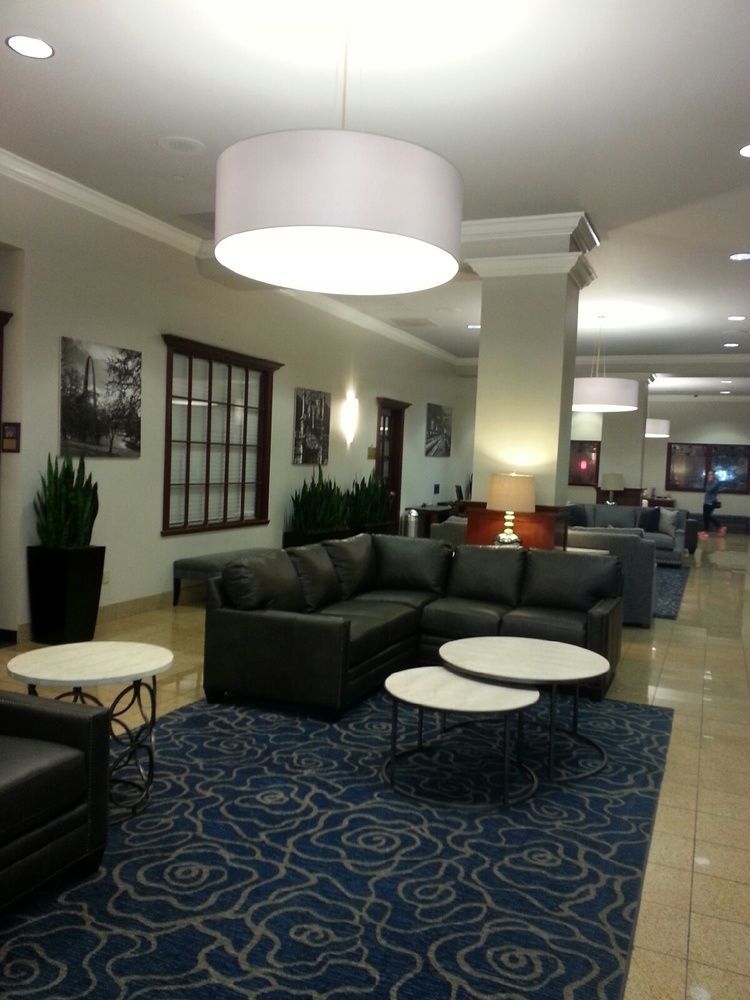 Doubletree By Hilton St. Louis Forest Park Dış mekan fotoğraf